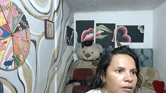 manzanahot9 online show from 07-30-26, 06:07