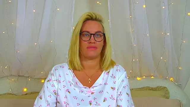 MariaNeumann online show from 02-23-26, 06:27