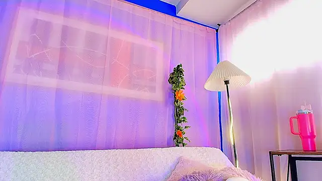 liccy hall online show from 06-11-26, 12:14