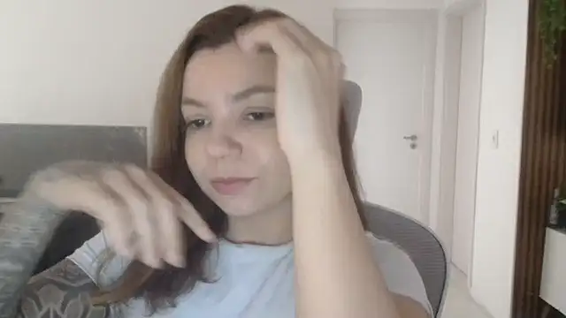 HotRuiva online show from 09-25-25, 02:10