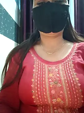 Aishwaryaa 69 online show from 03-12-25, 12:04