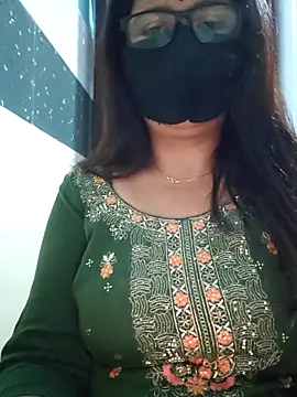 Aishwaryaa 69 online show from 03-17-25, 03:47