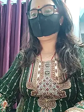 Aishwaryaa 69 online show from 12-22-25, 07:38