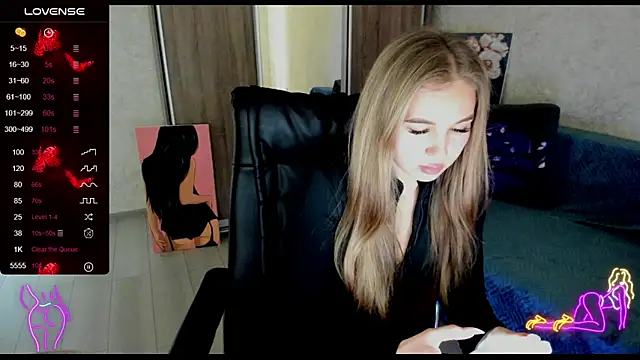  NigoNika online show from 02-06-25, 11:43