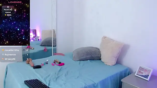 ms valentina online show from 03-22-25, 12:49