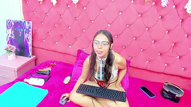 Snapshot of ValerySweety chatting on 03-01-25, 03:10 ValerySweety online show from 03-01-25, 03:10