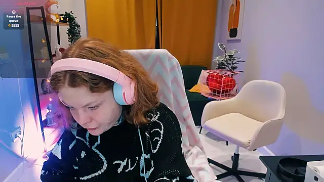 Cassie xKiss online show from 03-10-25, 08:34