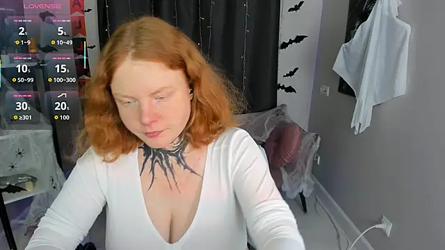 Cassie xKiss online show from 10-29-25, 08:54
