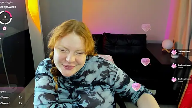Snapshot of Cassie_xKiss chatting on 06-11-26, 12:32 Cassie xKiss online show from 06-11-26, 12:32