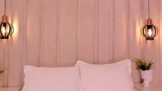 bonniekim  online show from 02-10-25, 02:37