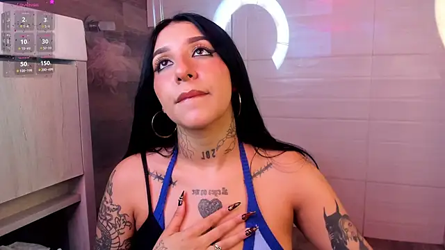 Leiaa  online show from 02-13-26, 03:35