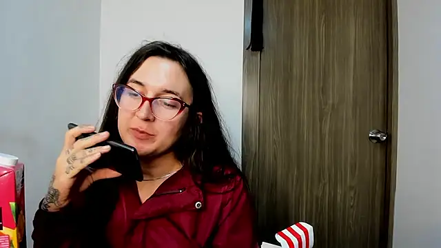 Sweet-Suck69 online show from 02-24-25, 04:49