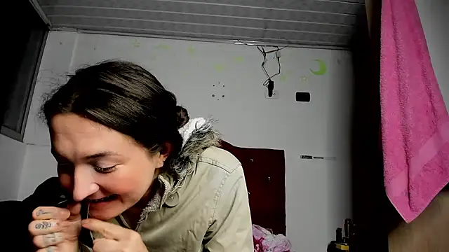 Sweet-Suck69 online show from 03-16-25, 02:21