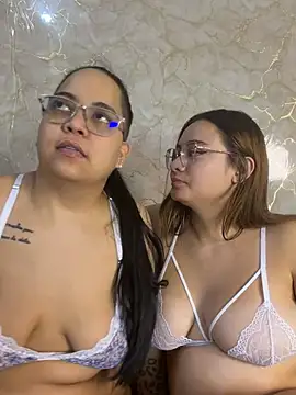 naughtylesbians   online show from 04-17-26, 01:30