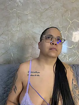 Snapshot of naughtylesbians__ chatting on 04-28-26, 01:37 naughtylesbians online show from 04-28-26, 01:37