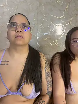 Snapshot of naughtylesbians__ chatting on 05-18-26, 01:45 naughtylesbians online show from 05-18-26, 01:45