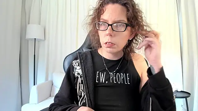 SaraDesirexo online show from 04-01-26, 12:17