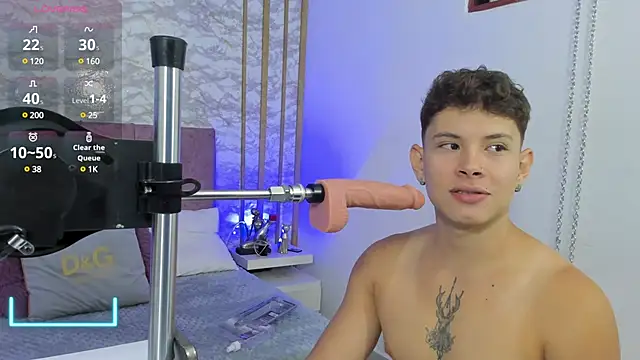 Snapshot of its_liam18 chatting on 02-08-25, 12:38 its liam18 online show from 02-08-25, 12:38