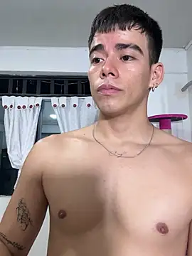 Snapshot of its_liam18 chatting on 03-11-25, 01:59 its liam18 online show from 03-11-25, 01:59