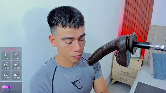 Snapshot of its_liam18 chatting on 09-12-25, 12:33 its liam18 online show from 09-12-25, 12:33