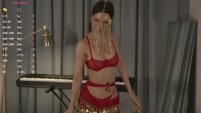 Snapshot of Elation_Evy chatting on 10-14-25, 12:11 Elation Evy online show from 10-14-25, 12:11