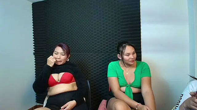 Snapshot of dannamomcerrat chatting on 12-03-24, 01:19 dannamomcerrat online show from 12-03-24, 01:19