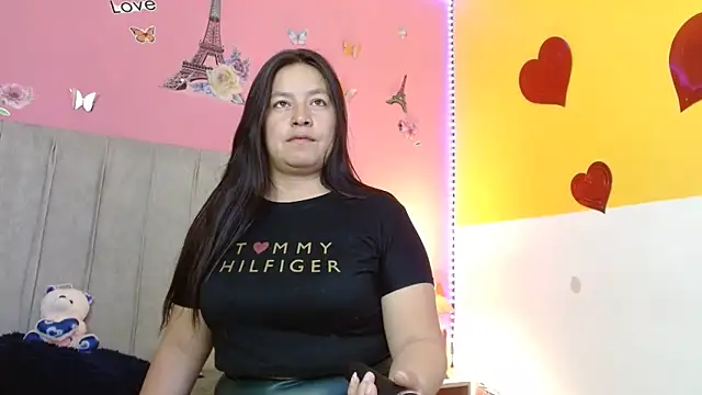 monickhot303av online show from 09-25-25, 03:21