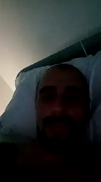 Snapshot of fire_menxxx001 chatting on 12-20-24, 04:09 fire menxxx001 online show from 12-20-24, 04:09