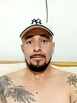 Snapshot of fire_menxxx001 chatting on 02-05-25, 03:09 fire menxxx001 online show from 02-05-25, 03:09