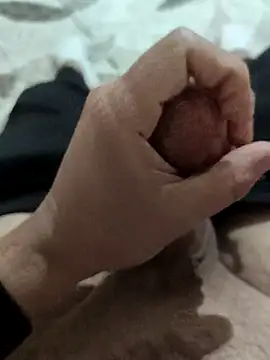 Snapshot of ssikerek23 chatting on 10-06-25, 11:13 ssikerek23 online show from 10-06-25, 11:13