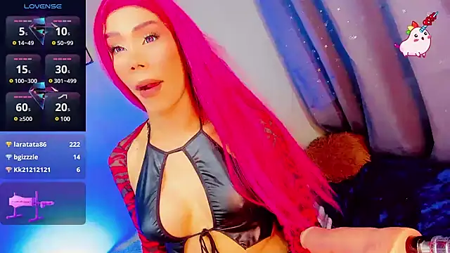 Snapshot of Alexa_Chanell_Oficial chatting on 02-07-25, 05:10 Alexa Chanell Oficial online show from 02-07-25, 05:10