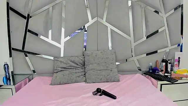 Catherinee69 x online show from 01-29-25, 02:51