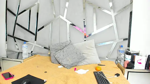 Catherinee69 x online show from 10-01-25, 03:23