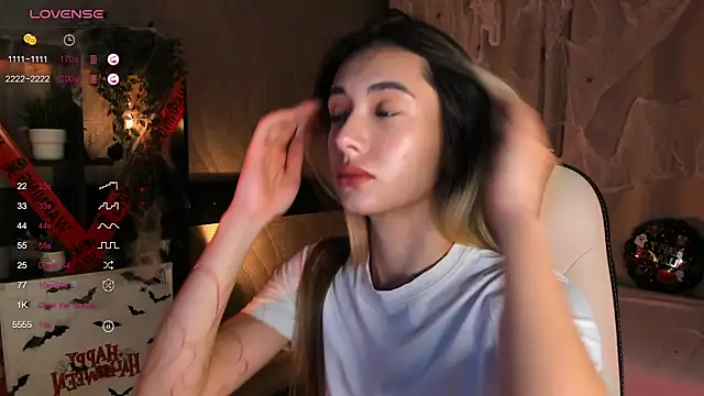 DarlaLike online show from 10-30-25, 03:30