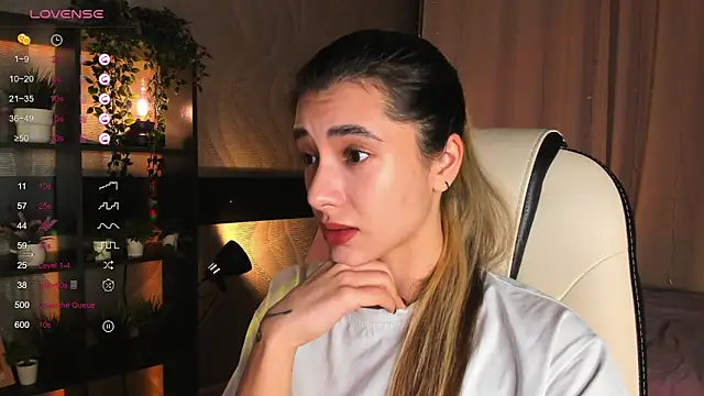 DarlaLike online show from 11-14-25, 03:38