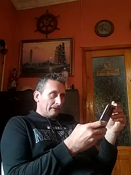 Snapshot of Viause_Kentauelle chatting on 04-30-26, 05:58 Viause Kentauelle online show from 04-30-26, 05:58