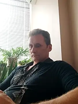 Snapshot of Viause_Kentauelle chatting on 07-23-26, 03:32 Viause Kentauelle online show from 07-23-26, 03:32