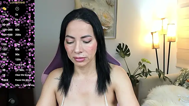 veronika naughty online show from 03-27-26, 03:45