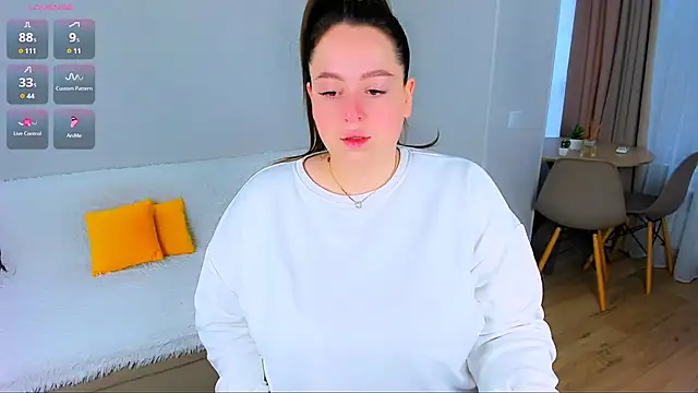 Feral  berry   online show from 11-17-25, 07:58