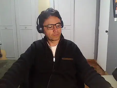 Diptongo online show from 11-25-25, 01:27