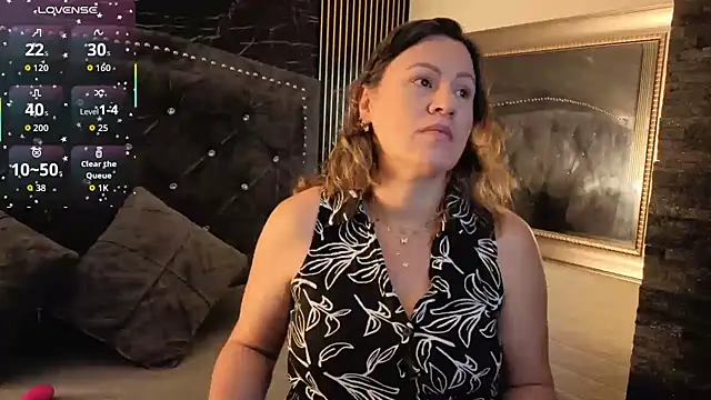 charlotte  G online show from 11-15-25, 11:07