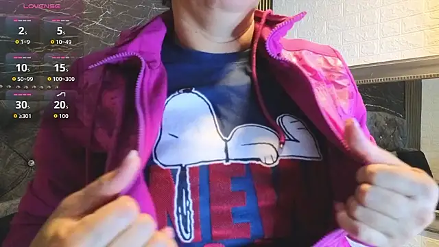 charlotte  G online show from 02-02-26, 10:47