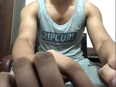 Snapshot of Zeuhorny chatting on 11-27-25, 09:50 Zeuhorny online show from 11-27-25, 09:50