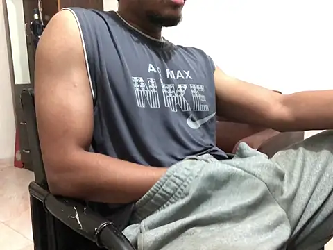 Snapshot of Zeuhorny chatting on 11-30-25, 06:50 Zeuhorny online show from 11-30-25, 06:50