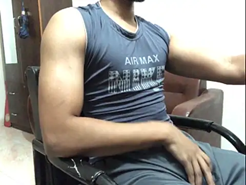 Snapshot of Zeuhorny chatting on 12-01-25, 08:58 Zeuhorny online show from 12-01-25, 08:58