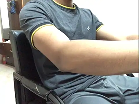 Snapshot of Zeuhorny chatting on 12-02-25, 07:20 Zeuhorny online show from 12-02-25, 07:20