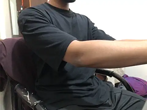 Snapshot of Zeuhorny chatting on 03-06-26, 07:21 Zeuhorny online show from 03-06-26, 07:21