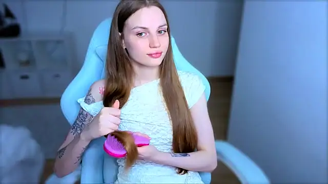 StellaLawless online show from 04-12-26, 07:41