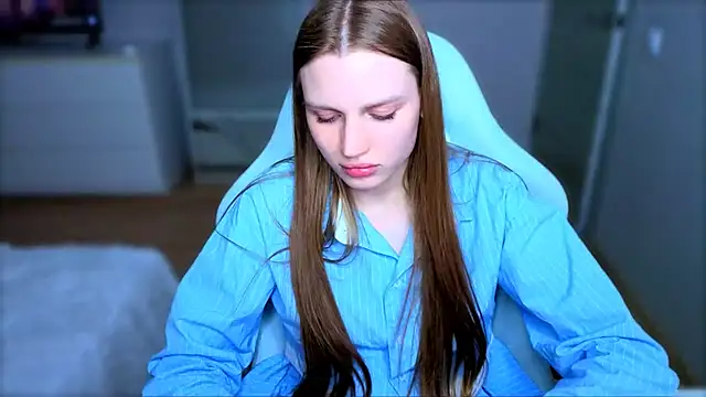 StellaLawless online show from 05-16-26, 07:56