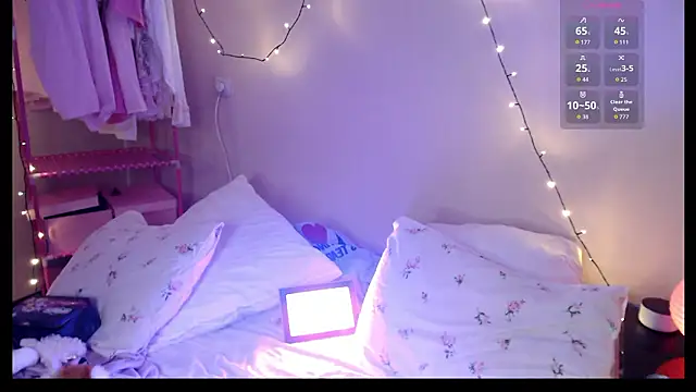 Snapshot of KatieMelone chatting on 01-31-26, 07:11 KatieMelone online show from 01-31-26, 07:11